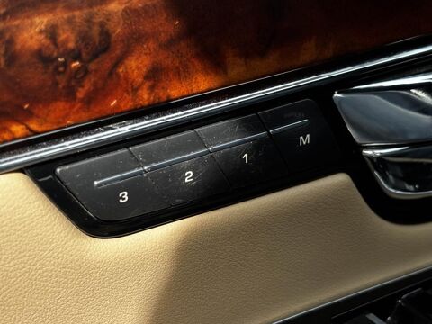 XJ Courte - 3.0 D V6 - 275ch - BVA 8 - Luxe Premium Phase 1 - G 2013 occasion 76710 Eslettes