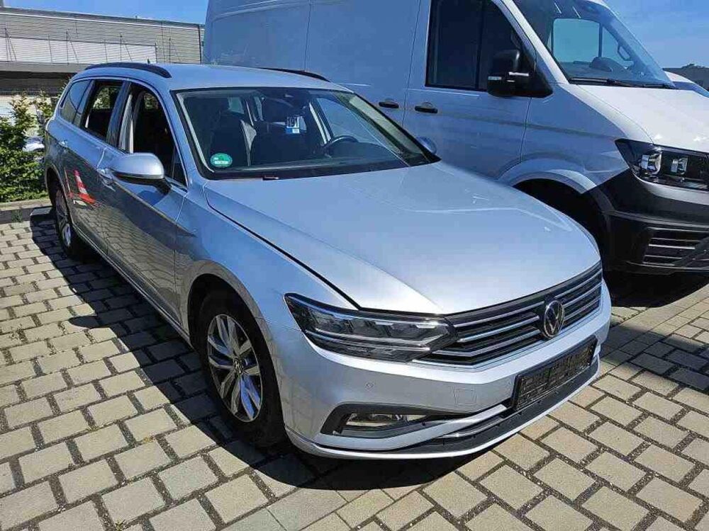 Passat 2.0 TDI 150 Business 2023 occasion 35300 Foug&egrave;res