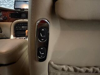 Daimler 4.0i V8 Suraliment&eacute; - BVA 1997 Super 2003 occasion 78680 &Eacute;p&ocirc;ne