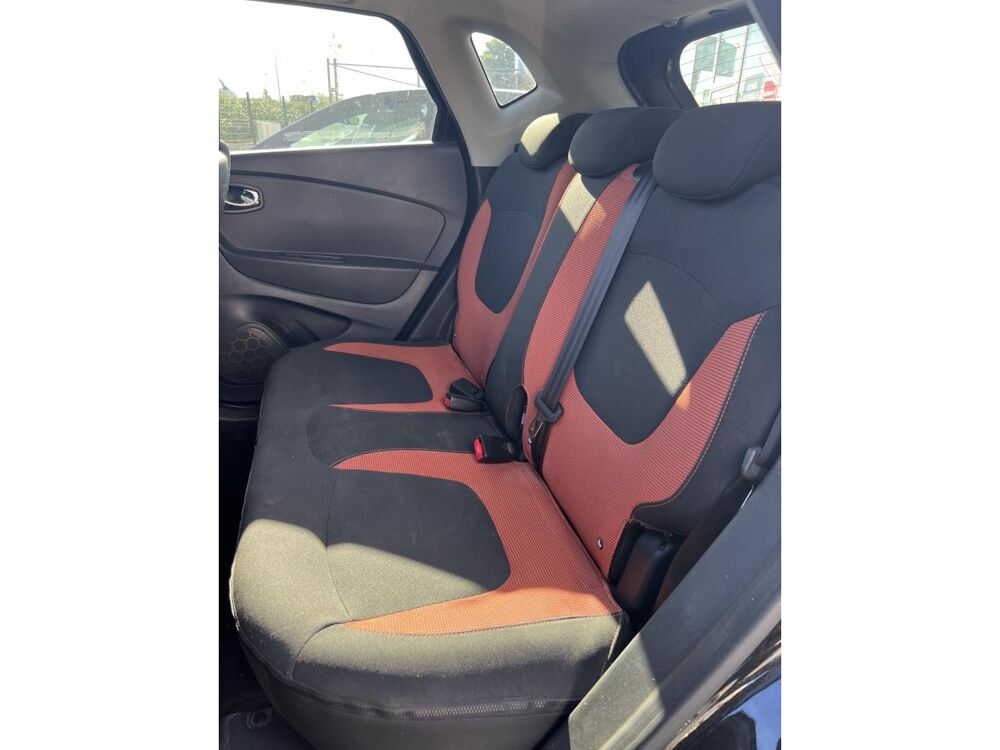 Captur 1.5 dCi - 90 Helly Hansen (Suivi Complet) 2014 occasion 49070 Beaucouz&eacute;