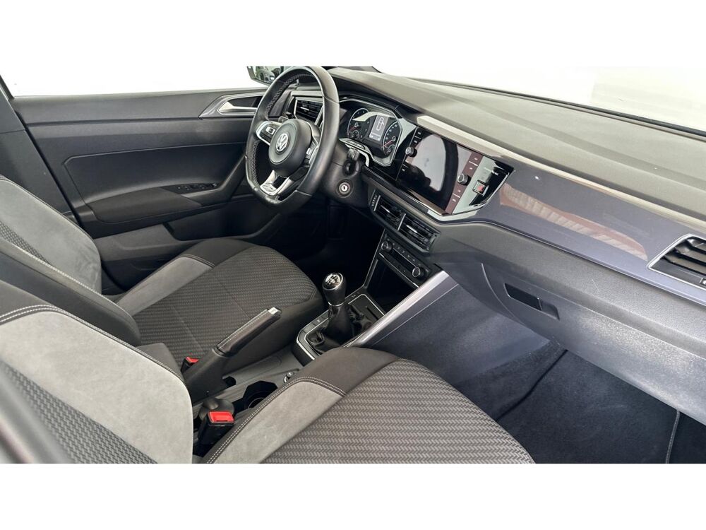Polo 1.0 TSI 115 R-Line - Toit Ouvrant / Attelage 2019 occasion 17600 Saujon