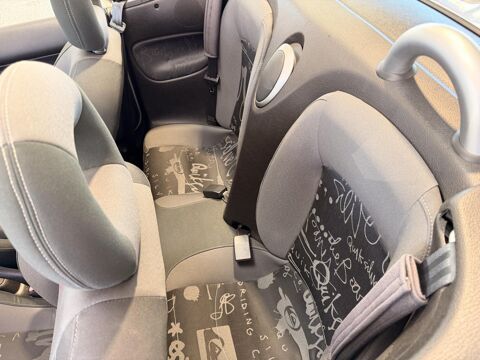 206 CC CC 1.6 110CH QUICKSILVER GARANTIE 6 MOIS 2006 occasion 16000 Angoul&ecirc;me