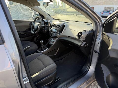 Aveo 1.2 - 86 LT clim + radar AR 2012 occasion 19100 Brive-la-Gaillarde