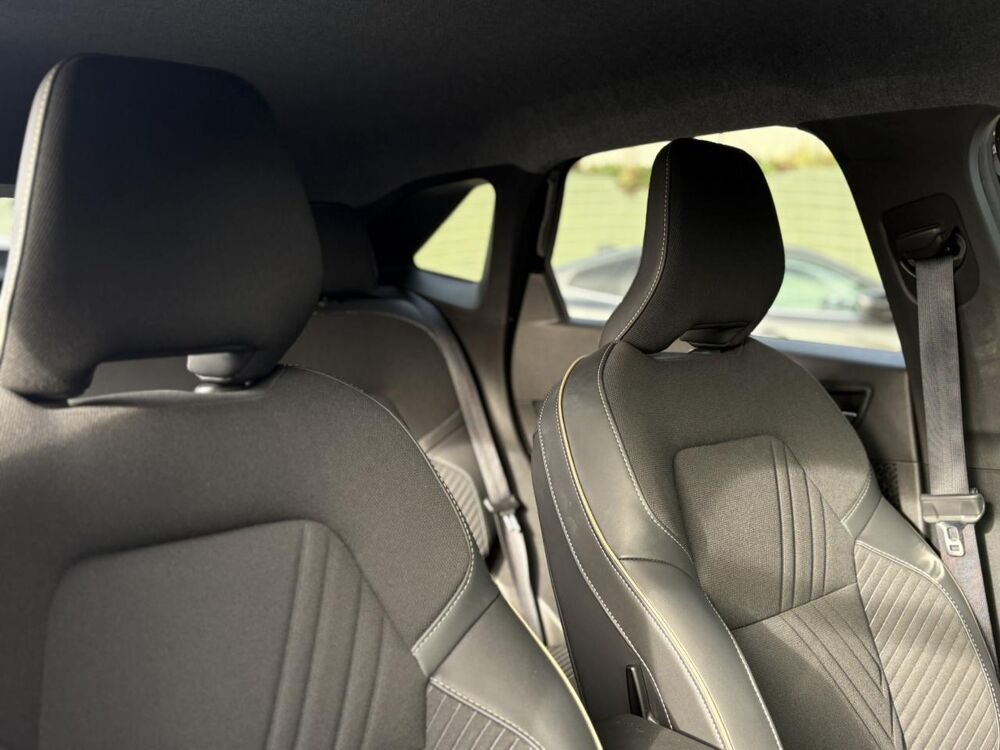 Symbioz E-Tech Full Hybrid 145 Iconic avec Cam&eacute;ra 360&deg;, et Hayon mai 2025 occasion 35300 Foug&egrave;res