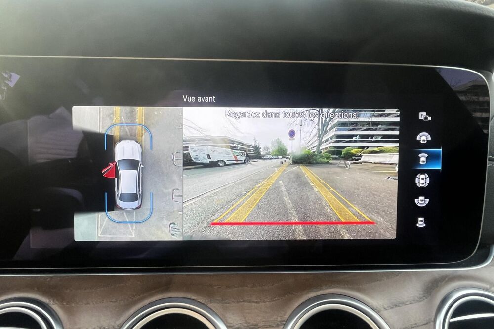 Classe E E 300 hybride - eq power - 4Matic - affichage tete haute - 2021 occasion 78760 Jouars-Pontchartrain