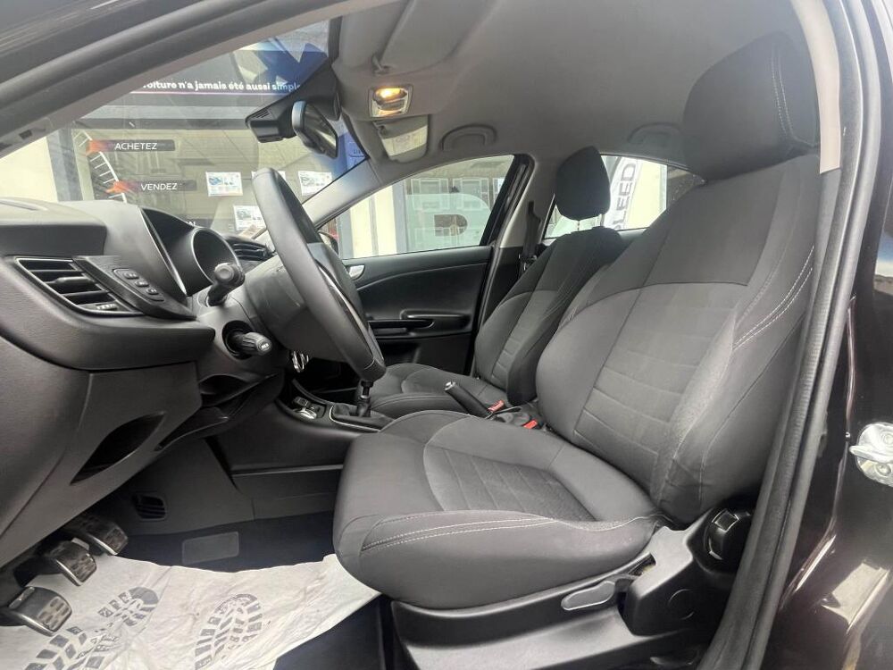 Giulietta 1.4 TB MultiAir - 150 ch - kit de distribution et accessoir 2018 occasion 78760 Jouars-Pontchartrain