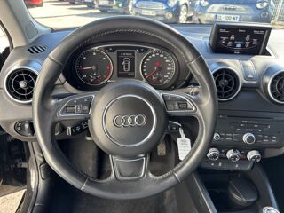 A1 Sportback 1.6 TDi DPF - 90 - Start/Stop SPORTBACK Ambiente 2014 occasion 83490 Le Muy