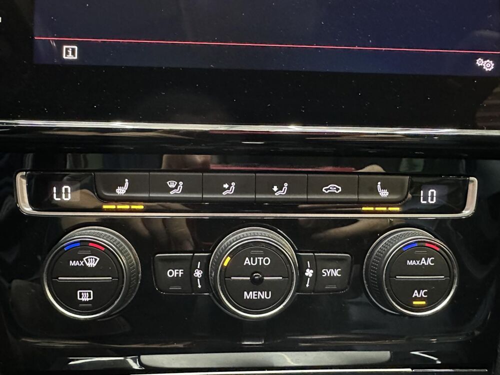 Golf 1.6 16V TDI CR - 115 - BV DSG 7 VII BERLINE Carat Exclusive 2018 occasion 33370 Artigues-pr&egrave;s-Bordeaux