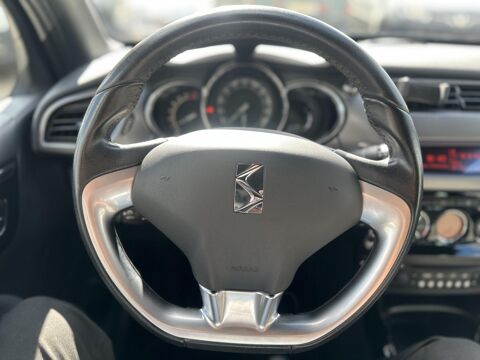 DS3 1.6 VTi 16V - 120 BERLINE So Chic PHASE 2 2014 occasion 94360 Bry-sur-Marne