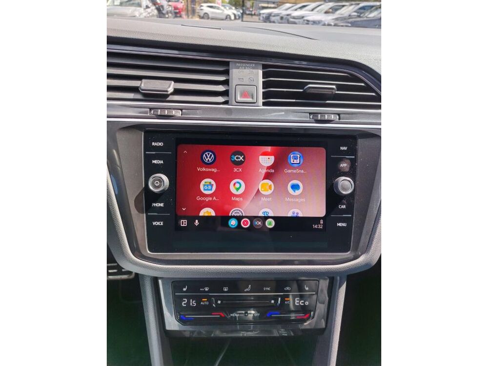 Tiguan R-LINE EXCLUSIVE EHYBRID 245ch DSG6 RECHARGEABLE 2021 occasion 44700 Orvault