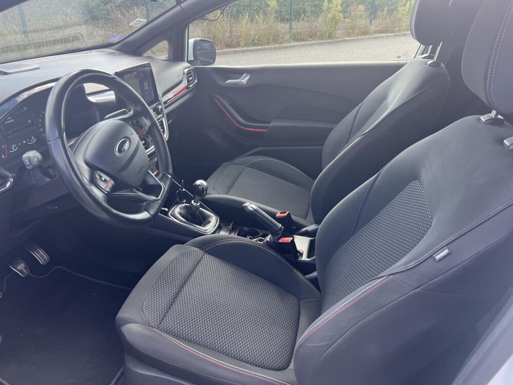 Fiesta 1.0 EcoBoost 140 ST-LINE 2017 occasion 49070 Beaucouz&eacute;