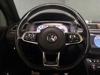 Tiguan 2.0 1 TDI - TOIT OUVRANT 150CH FINITION R-LINE EXCLUSIVE - G 2018 occasion 33700 M&eacute;rignac