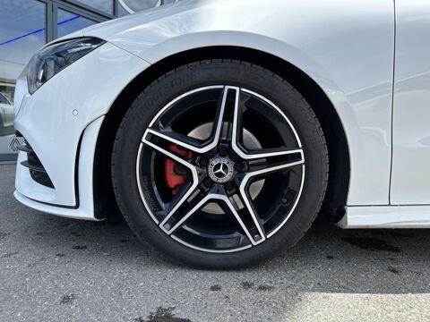 Classe CLA 200D 150CH BV 8G-DCT AMG LINE TOIT OUVRANT/SIEGES CHAUFFANTS 2023 occasion 33450 Montussan