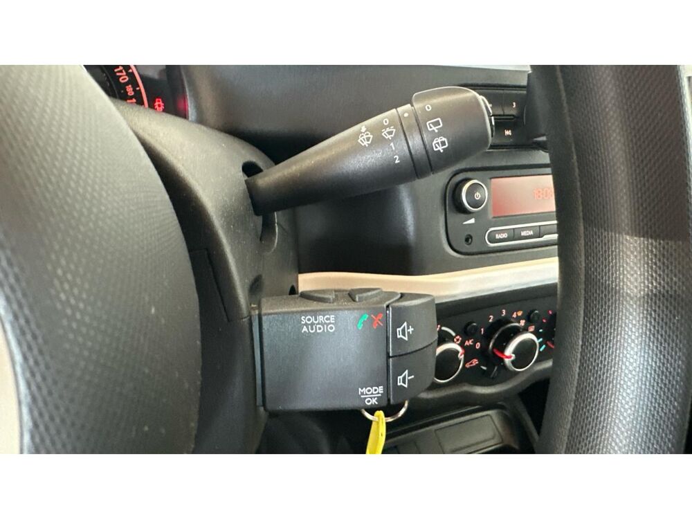 Twingo 1.0 Sce 65 ch - FAIBLE KILOMETRAGE - BLUETOOTH 2021 occasion 17600 Saujon