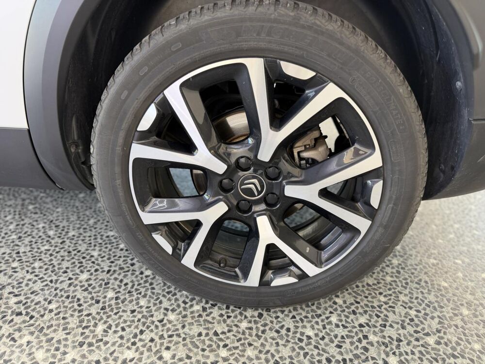 C5 aircross 1.6 225H 180CH HYBRID PHEV 13.2KWH SHINE PACK E-EAT BVA GARA 2022 occasion 16000 Angoul&ecirc;me