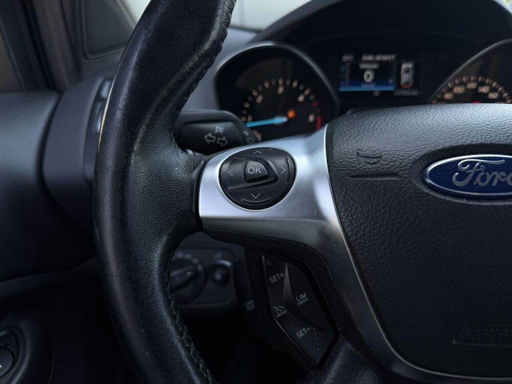 Kuga 2.0 TDCi 150 Titanium 2016 occasion 35300 Foug&egrave;res