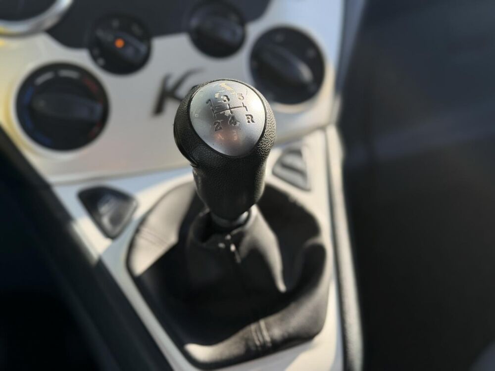Ka 1.2i 69 Trend Avec Climatisation et Vitres Electriques 2014 occasion 35300 Foug&egrave;res