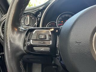 COCCINELLE II CABRIOLET 1.2 TSI 105 ORIGIN DSG BVA 2017 occasion 33370 Artigues-pr&egrave;s-Bordeaux