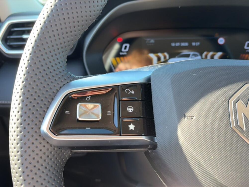 ZS EV 1.5 hybrid+ 197 luxury 2026 occasion 33127 Saint-Jean-d'Illac
