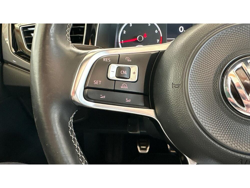 Polo 1.0 TSI 115 R-Line - Toit Ouvrant / Attelage 2019 occasion 17600 Saujon