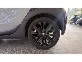 Aygo 1.0 VVTI 70 X-PLAY DESIGN - GARANTIE 12 MOIS 2024 occasion 16000 Angoul&ecirc;me