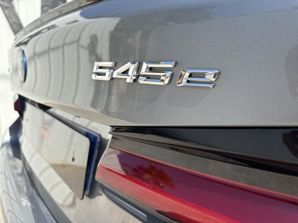 S&eacute;rie 5 545e TWINPOWER TURBO XDRIVE 394 M SPORT BVA8 2023 occasion 83490 Le Muy