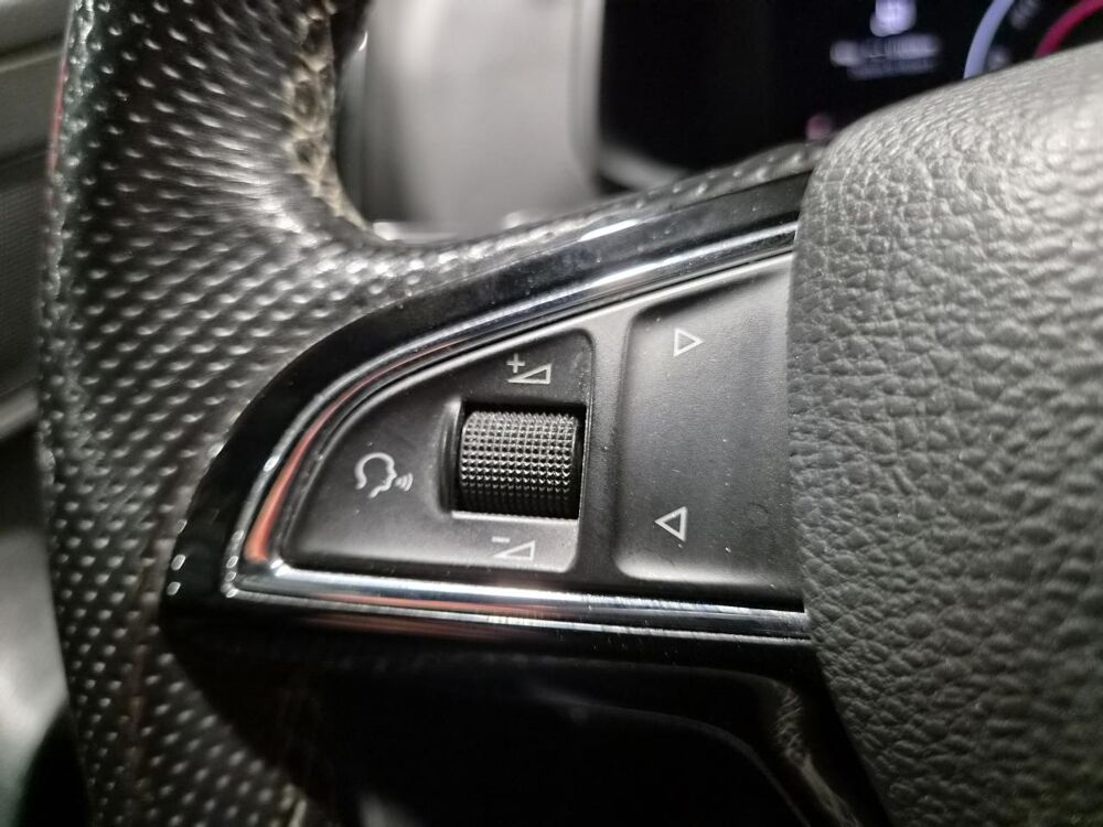 Karoq 2.0 TDI SCR - 150 - 4x4 Sportline - Toit ouvrant 2019 occasion 25300 Pontarlier