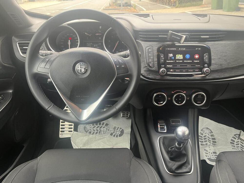 Giulietta 1.4 TB MultiAir - 150 ch - kit de distribution et accessoir 2018 occasion 78760 Jouars-Pontchartrain