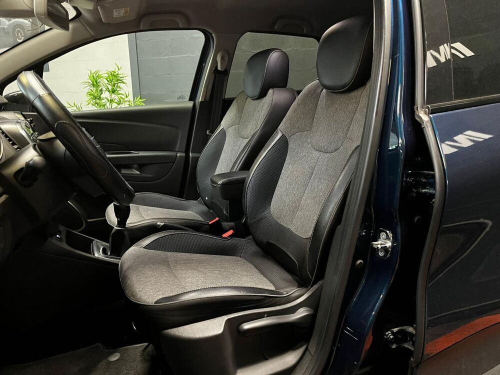 Captur - 1.5 DCi 90CH BVM5 - INTENS - GARANTIE 6 MOIS MINIMUM 2018 occasion 33700 M&eacute;rignac