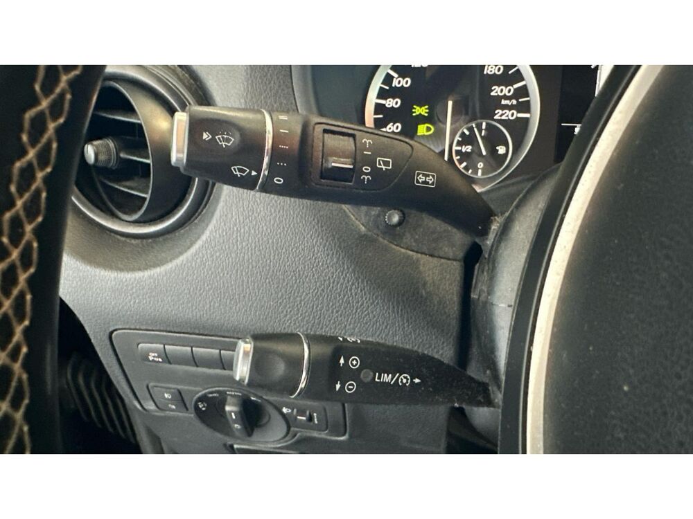 Vito Mixto 114 CDI 7G-Tronic / 1er MAIN / SUIVI COMPLET / 5 PLACE 2018 occasion 17600 Saujon