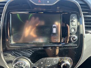 Captur 1.5 dCi - 90 Helly Hansen (Suivi Complet) 2014 occasion 49070 Beaucouz&eacute;