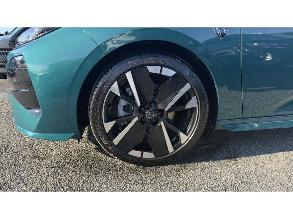 308 Hybrid 145 DCS6 GT Exclusive +FOCAL+T.OUVR+ALCANTARA 2026 occasion 81580 Soual