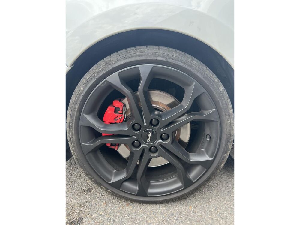 Clio IV R.S. Trophy 1.6 - 220 EDC6 2015 occasion 49070 Beaucouz&eacute;