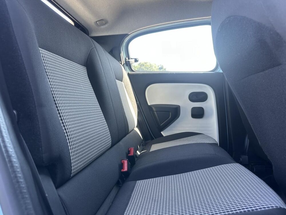 Twingo 1.0 SCe - 70 E6C Bo&icirc;te courte III BERLINE Life 2 PHASE 1 - 2018 occasion 33450 Montussan