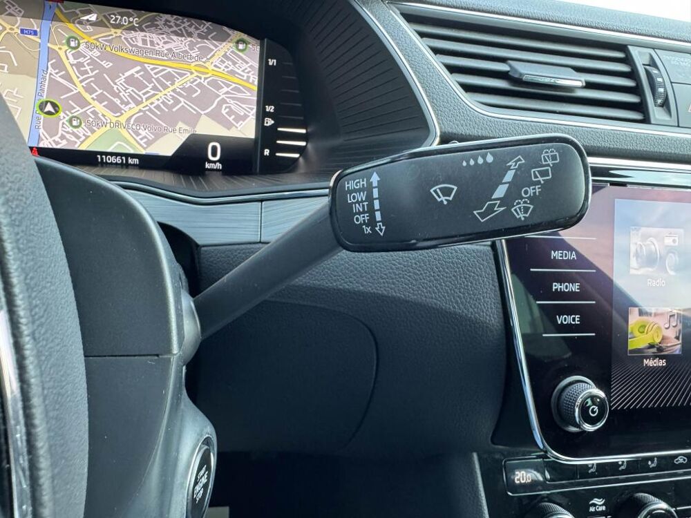 Superb BUSINESS TSI PHEV 218 DSG BREAK 2021 occasion 44700 Orvault