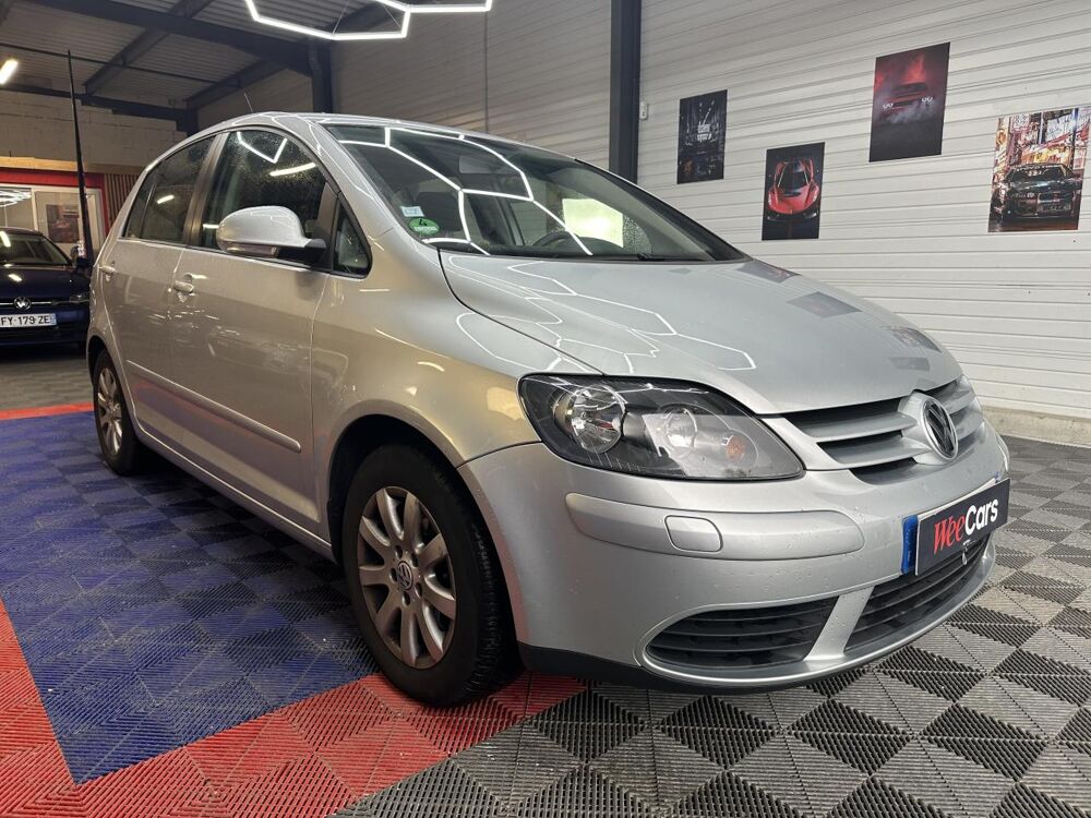 Golf 1.9 TDI 105 CONFORT DSG BVA 2006 occasion 33370 Artigues-pr&egrave;s-Bordeaux