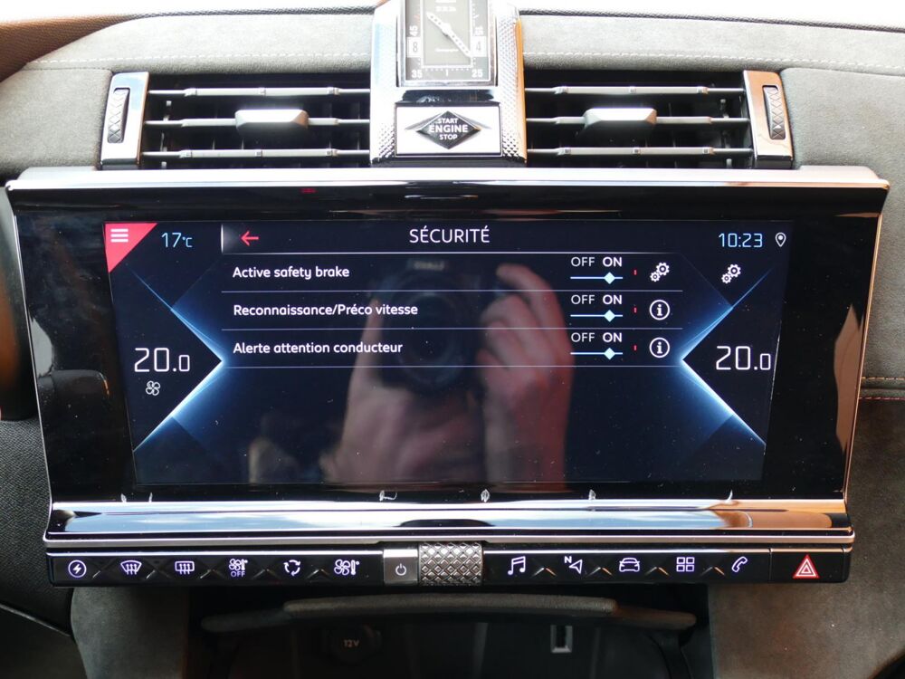 DS3 E-TENSE 300 4X4 PERFORMANCE LINE PLUS - BV EAT8 2021 occasion 77090 Coll&eacute;gien