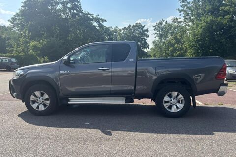 Hilux 2.4L D-4D 4x4 PICK UP X-TRA CABINE L&eacute;gende Sport - CAMERA DE 2019 occasion 78760 Jouars-Pontchartrain