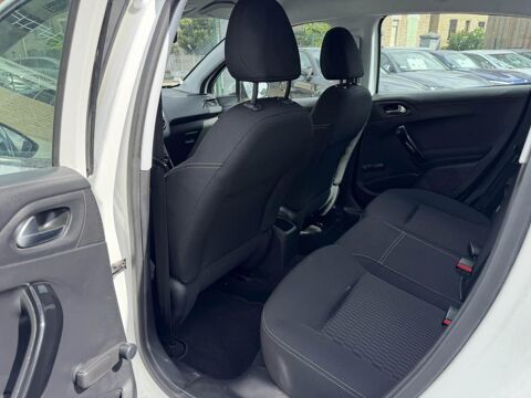 208 1.2i PureTech - 82 Style clim 2016 occasion 19100 Brive-la-Gaillarde