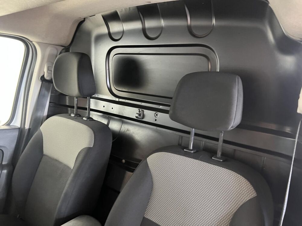 Kangoo Express EXTRA RLINK 1.5 dCi 95 CH 2021 occasion 19100 Brive-la-Gaillarde