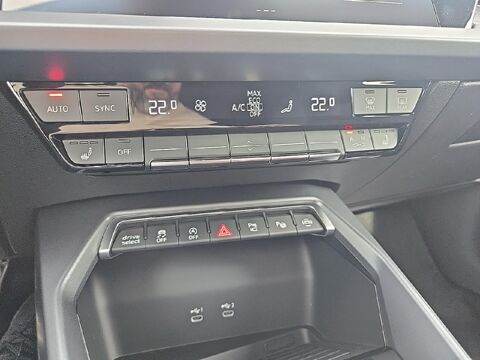 A3 1.5 tfsi 150 hybride s line s tronic 7 2026 occasion 85150 Les Achards