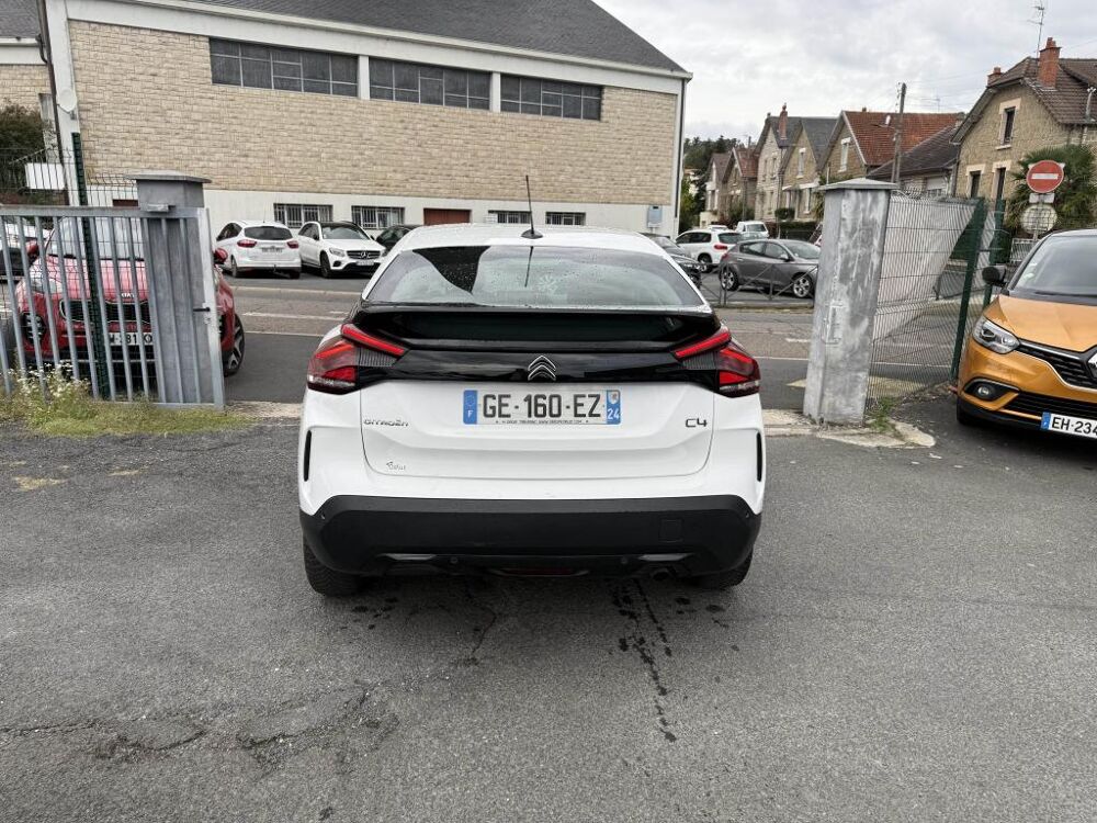 C4 1.5 BlueHDi - 110 S&S Feel Pack carplay + clim + radar AR 2022 occasion 19100 Brive-la-Gaillarde