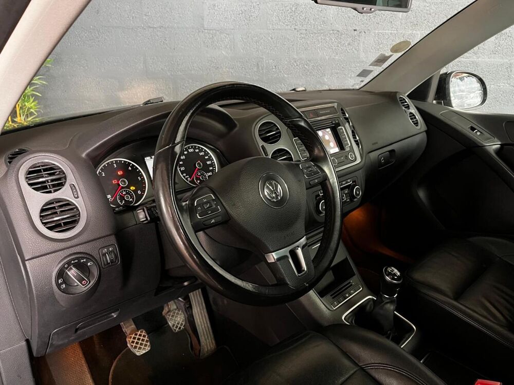 Tiguan 2.0 TDI 140 CH FINITION Carat GARANTIE 6 MOIS MINIMUM 2014 occasion 33700 M&eacute;rignac