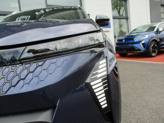 Sc&eacute;nic E-Tech 220 E-TECH SUV Techno Iconic 2025 occasion 31660 Bessi&egrave;res