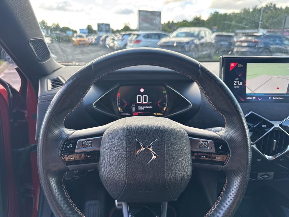 DS3 Bluehdi 100 performance line 2019 occasion 33127 Saint-Jean-d'Illac