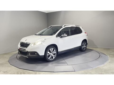 Peugeot 2008 1.6 BlueHDi 120cv F&eacute;line Titane +