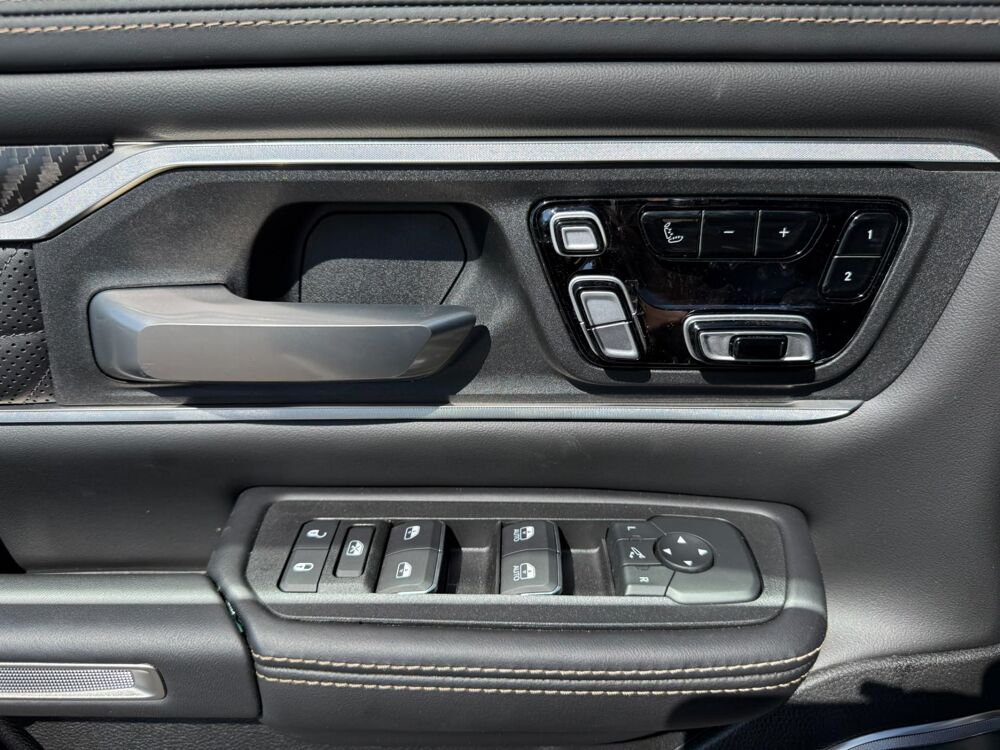 RAM 1500 CREW TUNGSTEN AIR BOX 2026 occasion 91830 Le Coudray-Montceaux
