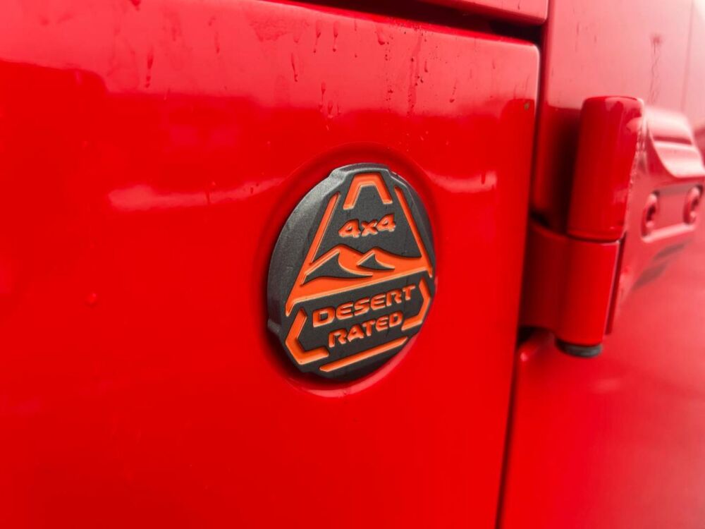 Divers Crew cab MOJAVE V6 3.6L Pentastar 2021 occasion 91830 Le Coudray-Montceaux