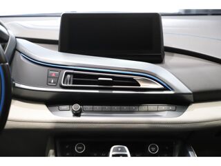 i8 Pure Impulse 2015 occasion 06550 La Roquette-sur-Siagne