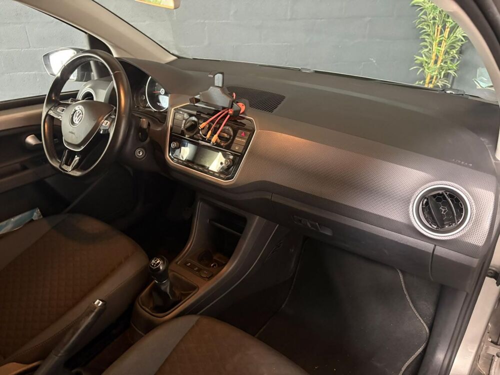 UP 1.0i BlueMotion 75ch High - garantie 6 mois minimum 2019 occasion 33700 M&eacute;rignac